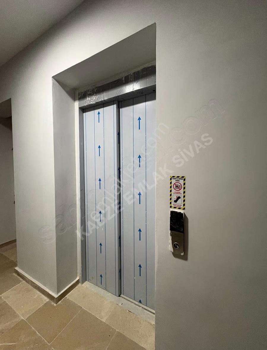 Kabze Emlaktan Sivas Mrk.eğri Köprü Mh.cadde Üzeri Satılık Daire - Görsel 4