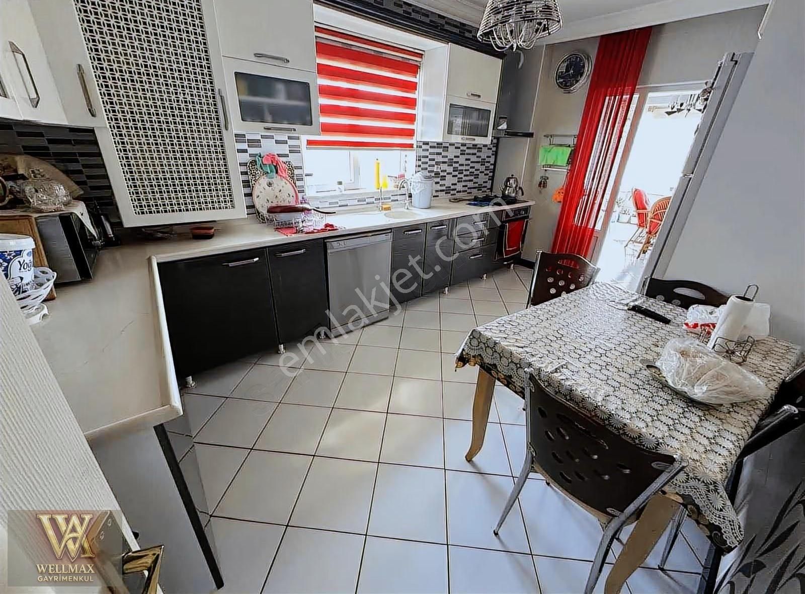 Wellmax Emlak'tan Çakırlar Göbekte 3+1/9.kat/156m2 Satılık Daire