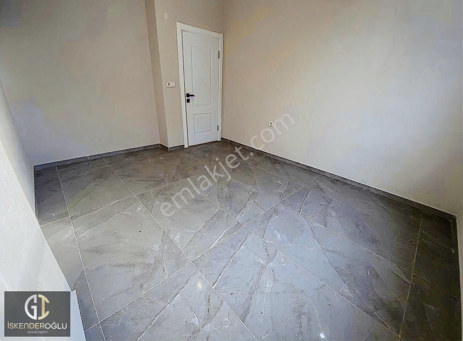 Denize 1.parsel Havuzlu 4+1 Lüsk Villa - Görsel 2