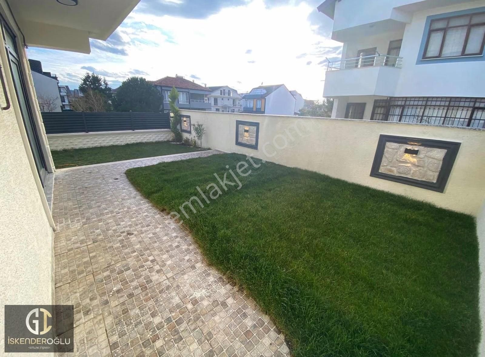 Denize 1.parsel Havuzlu 4+1 Lüsk Villa - Görsel 15