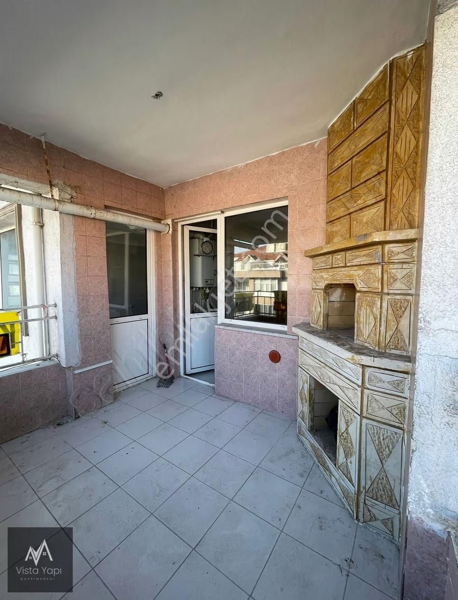 Vista Yapı'dan Metrobüse Yakın Aile Sitesinde Kiralık 3+1 - Görsel 31