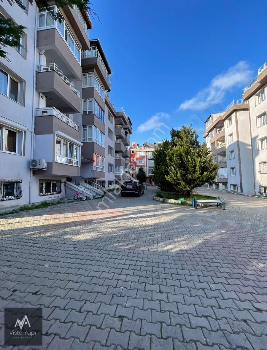 Vista Yapı'dan Metrobüse Yakın Aile Sitesinde Kiralık 3+1 - Görsel 29