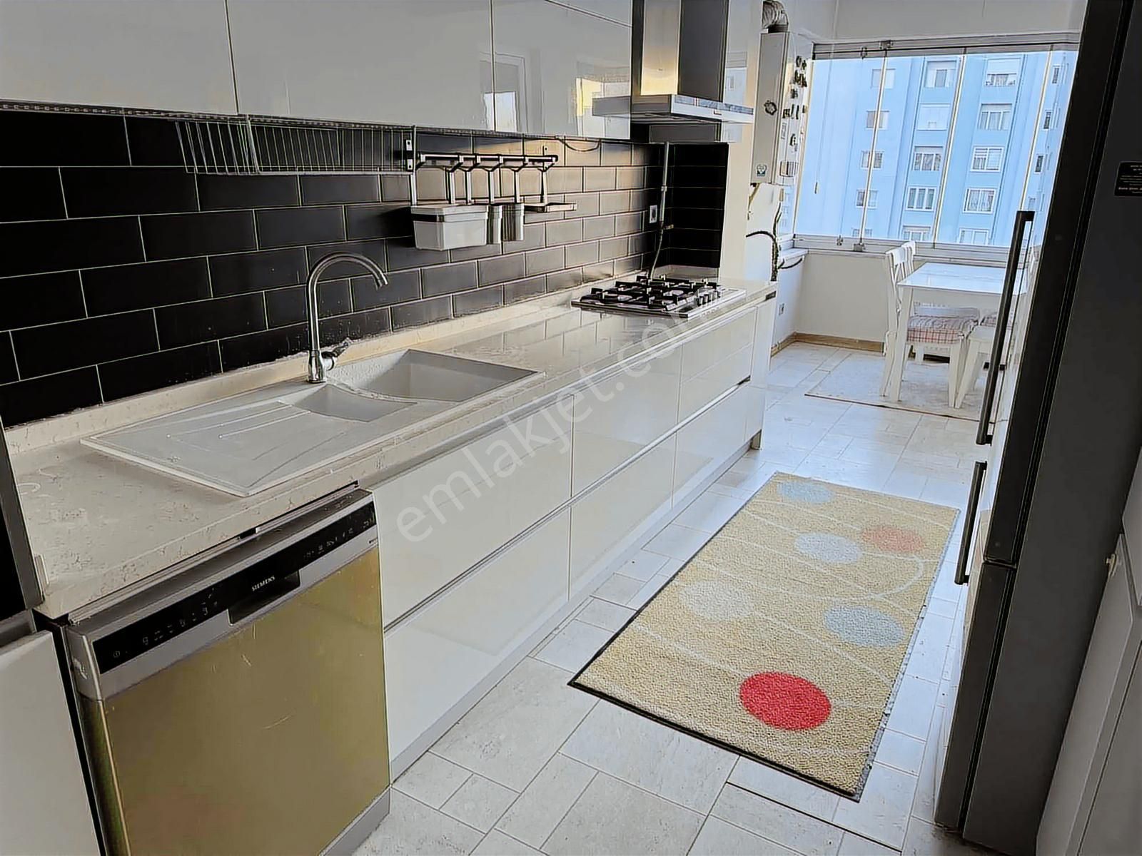 Beylikdüzü Umut Sitesi'nde Boş Eşyalı Kaçırılmaz Daire. - Görsel 4