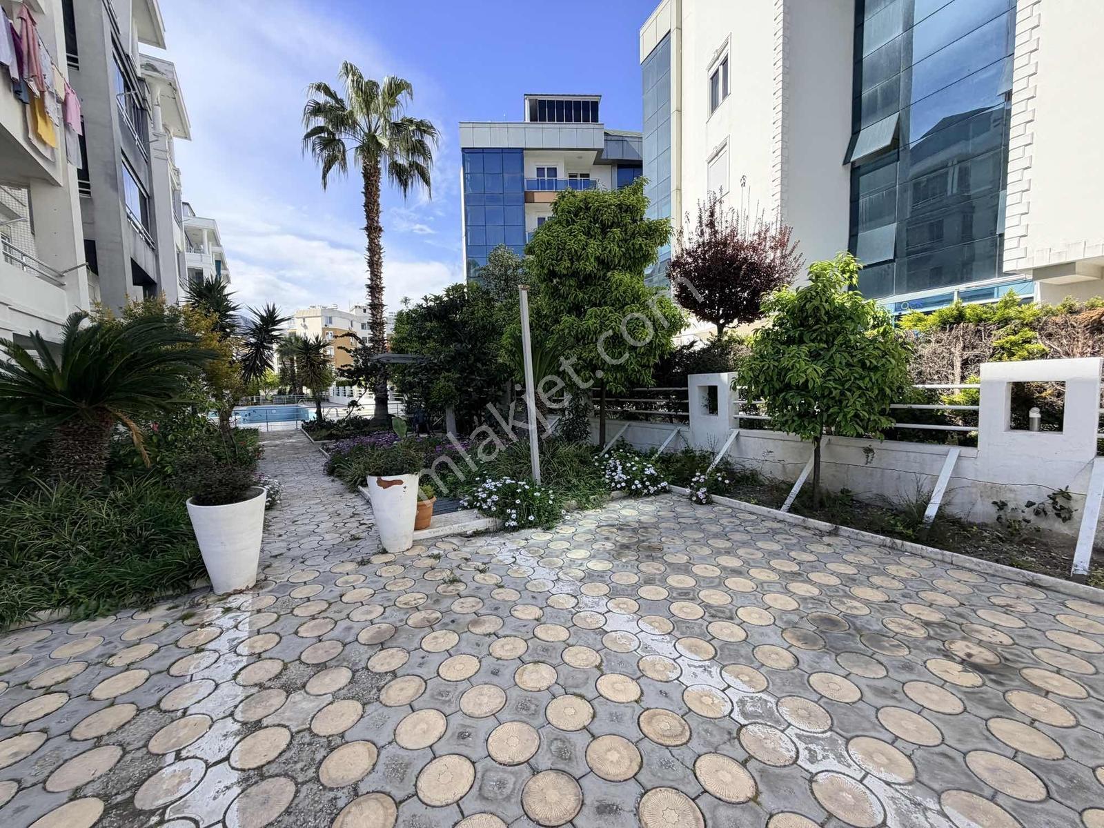 Poınt Invest'ten Central Resort 1+1 Denize 500m2 - Görsel 29