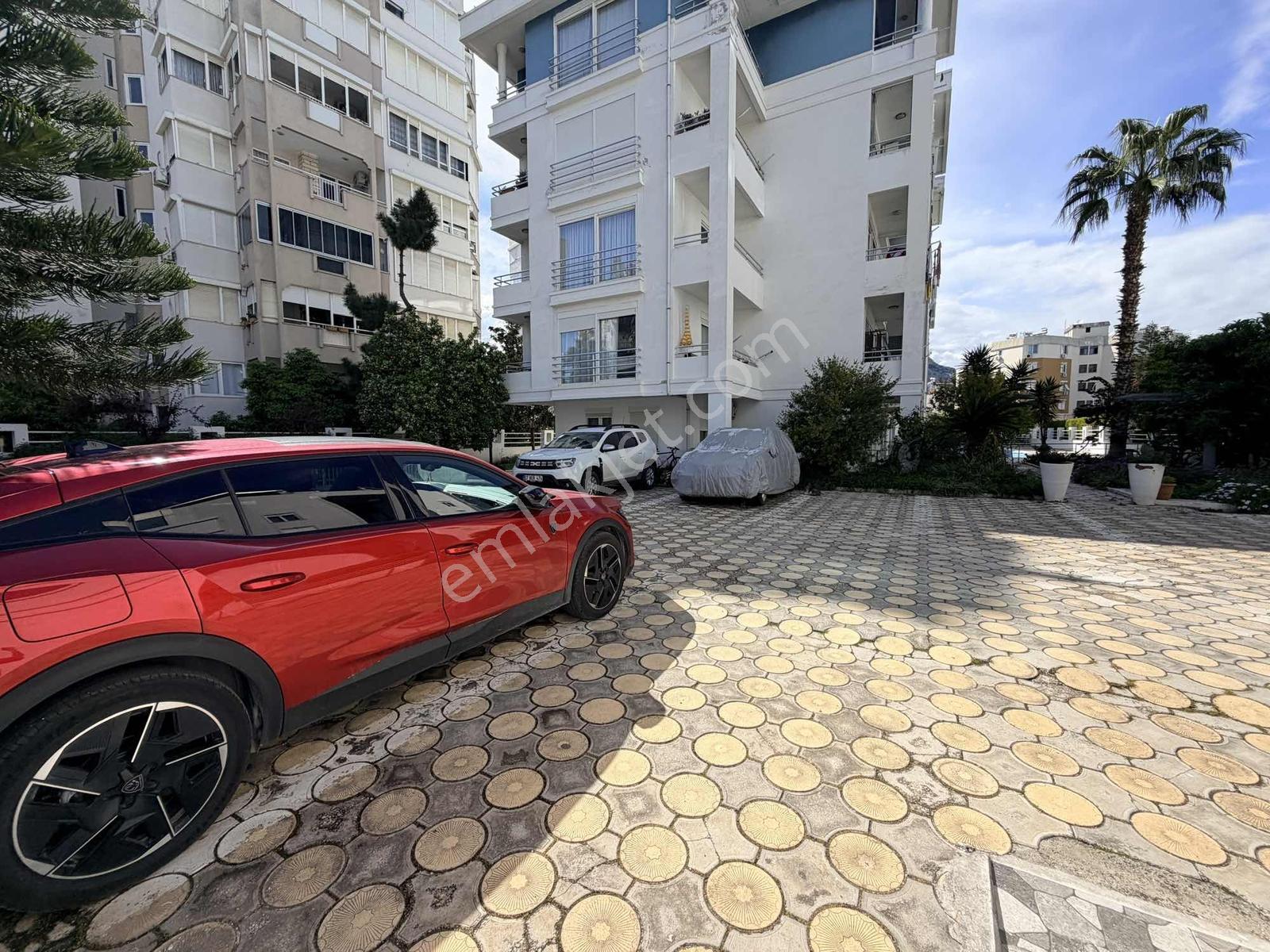Poınt Invest'ten Central Resort 1+1 Denize 500m2 - Görsel 14