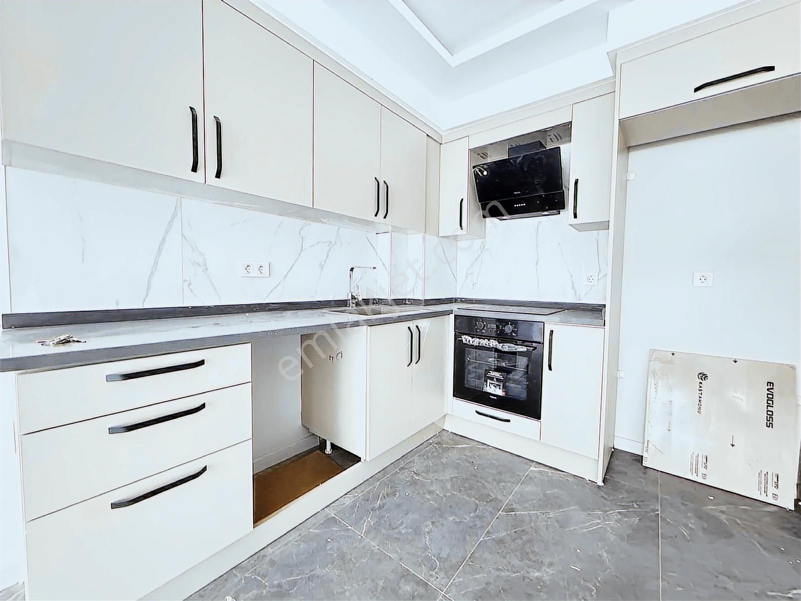 Fb Gayrimenkul'den Ebeveyn Banyolu Sıfır 2+1 Kiralık Daire - Görsel 4