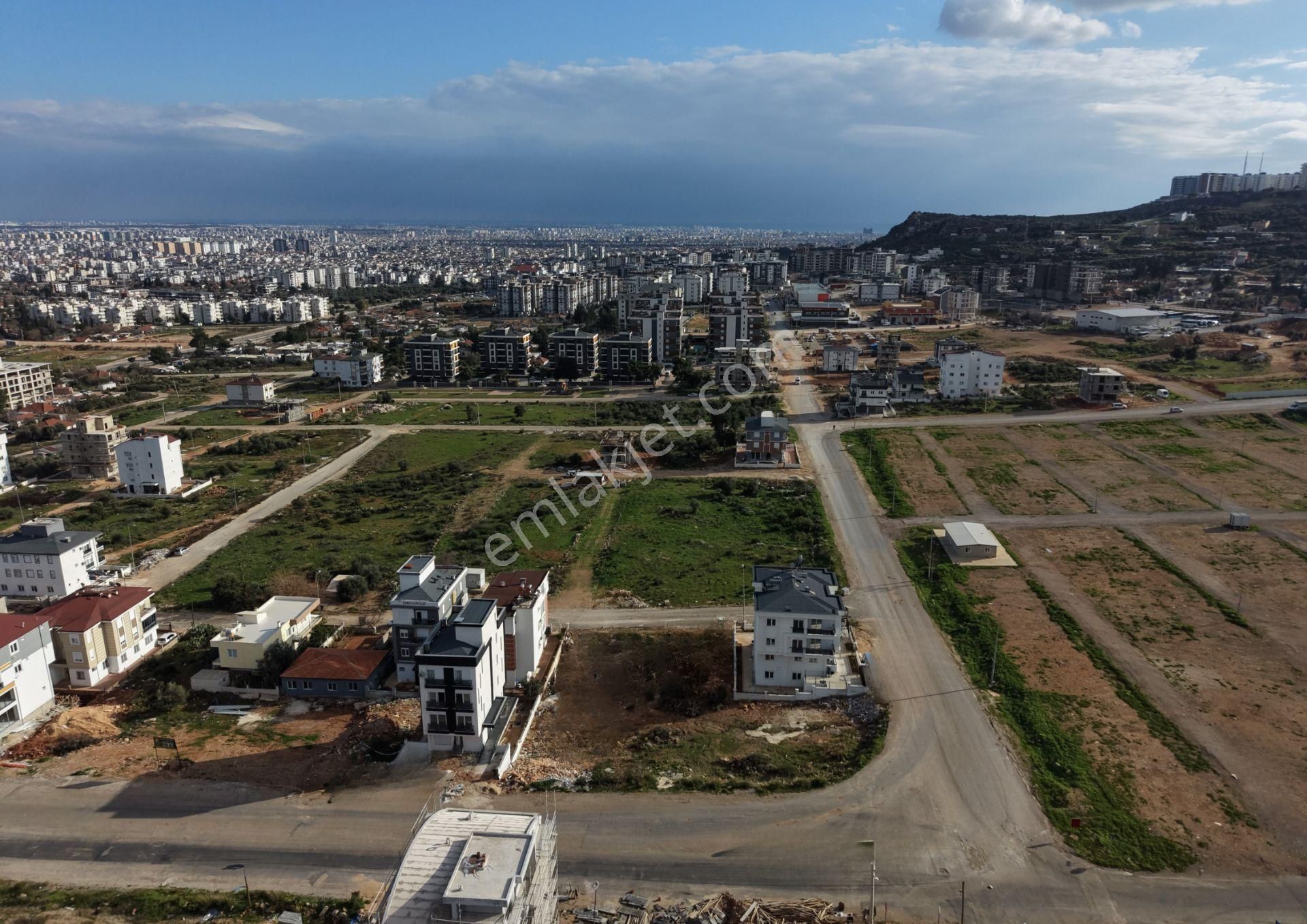 Antalya Kepez Kiralık 2+1-ayrı Mutfak-şehir Hst 2,5 Km-boş Daire