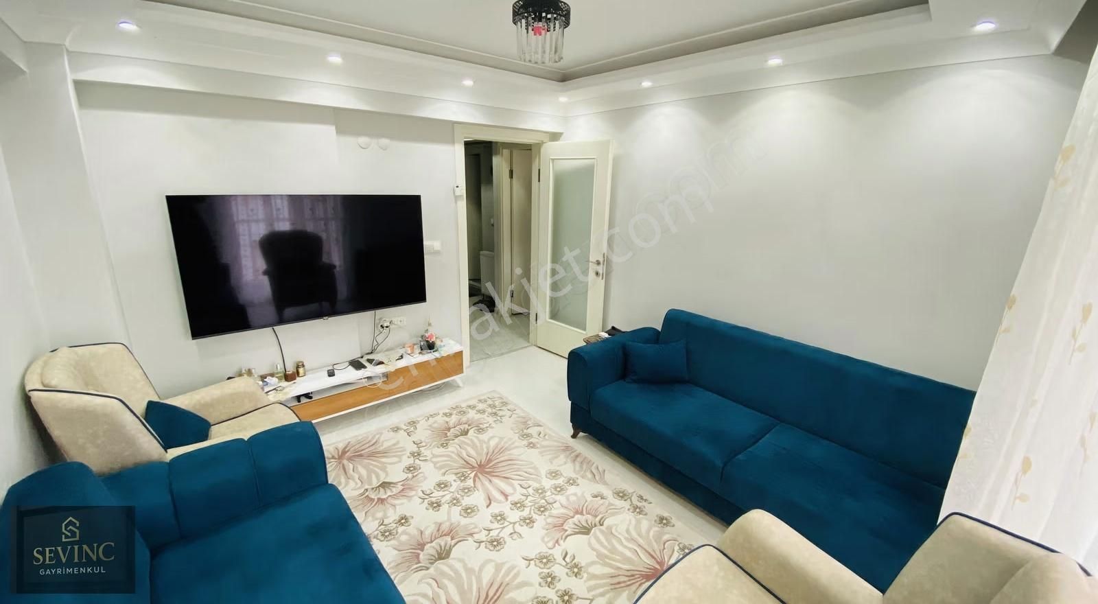 Sevinç'ten Kapalı Pazar Yakını 7 Yaşında Satılık Dubleks Daire.