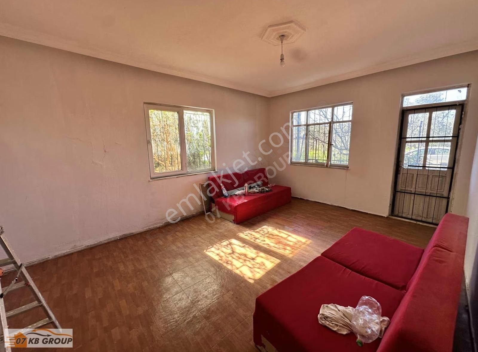 Güzelyurt Havaalanı Yakını Genil 3+1 Daire