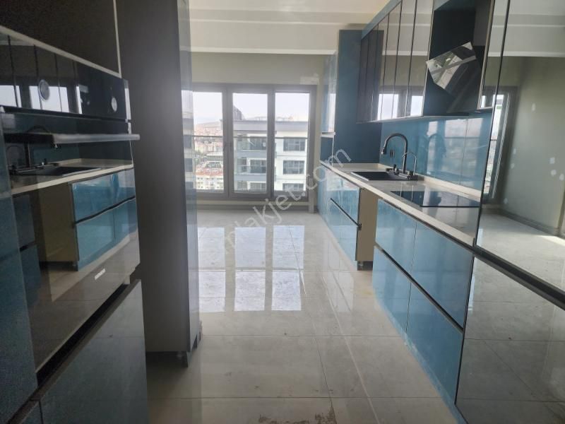 Eryaman Gökdemir Premium 'da Satılık Oturuma Hazır 4+1 Daire - Görsel 11