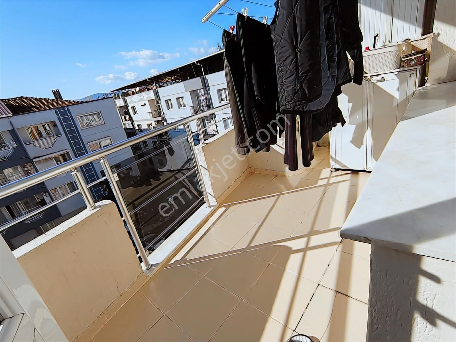 3+1 135m2 Brüt Arakat Aydınlık Bakımlı - Görsel 17