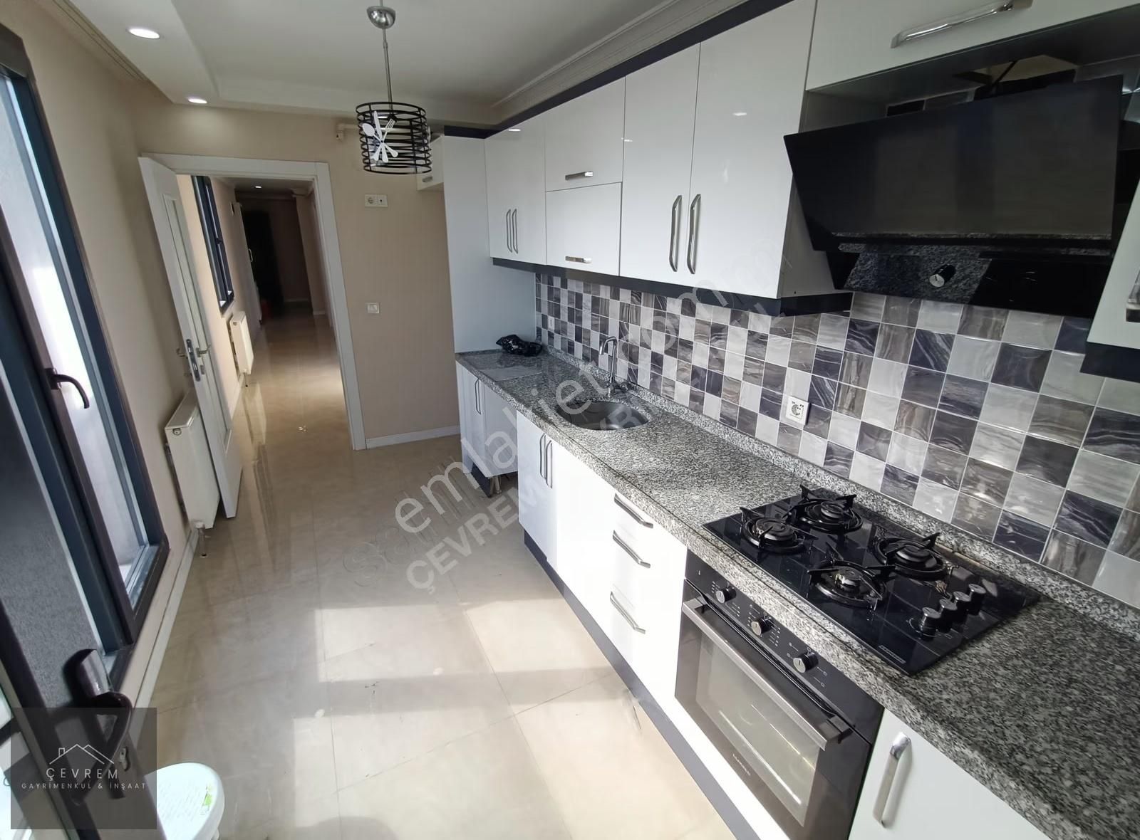 *çevrem* Sultan Murat'da Harika Konumda Otoparklı 3+1 120m² - Görsel 25