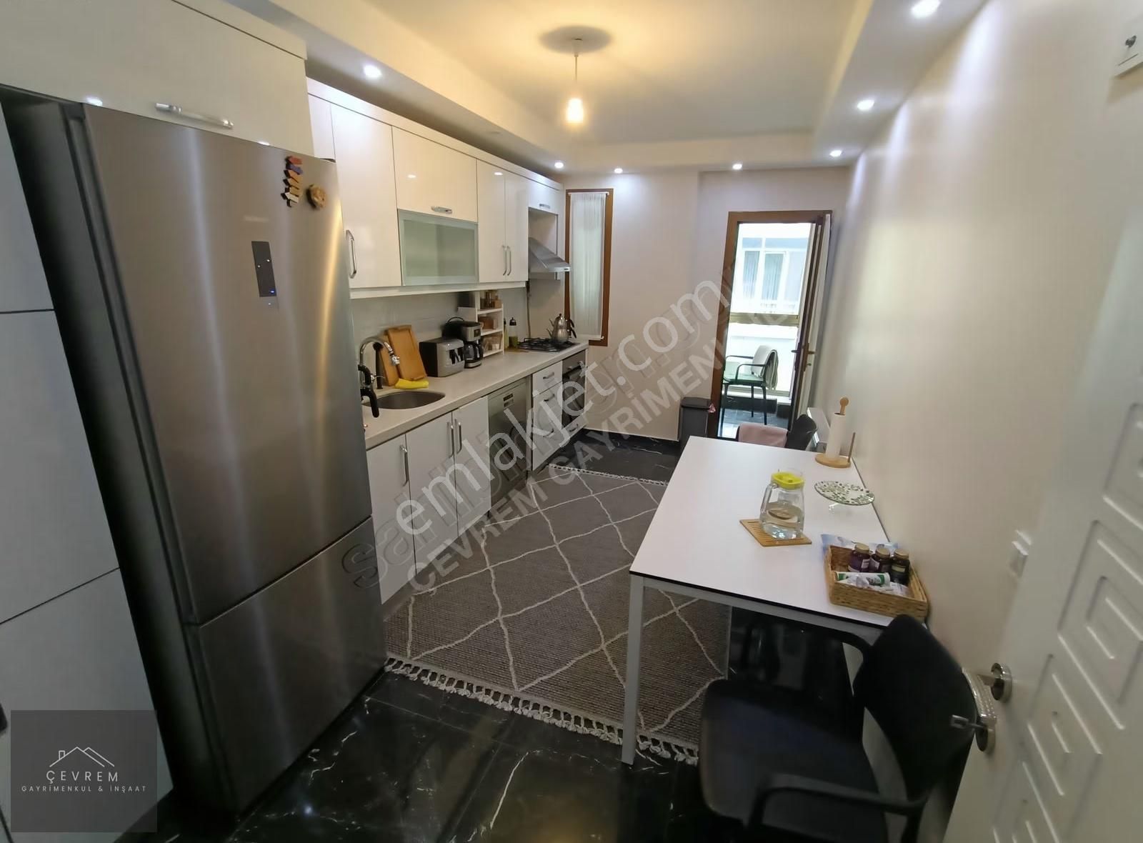 *çevrem* Sultan Murat'da Merkezi Konumda Yatırıma Uygun 2+1 90m² - Görsel 2