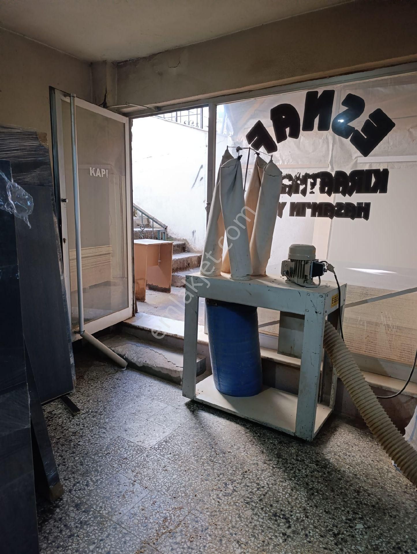 Es Emlaktan Kartaltepede Satılık Yarı Bodrum Dükkan - Görsel 3