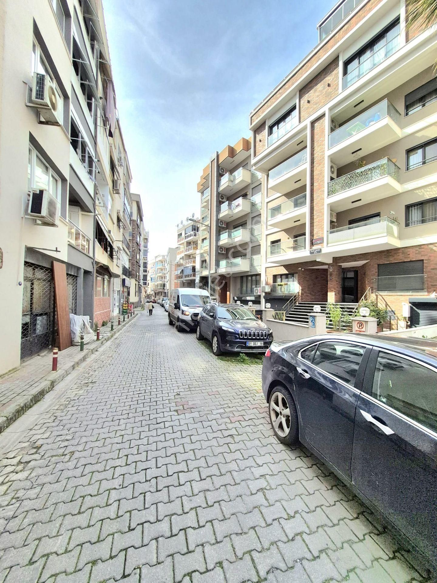 K.yaka Alaybey Merkezde D.gazlı Çift Cephe Köşe Bina 3+1 145m2 - Görsel 26