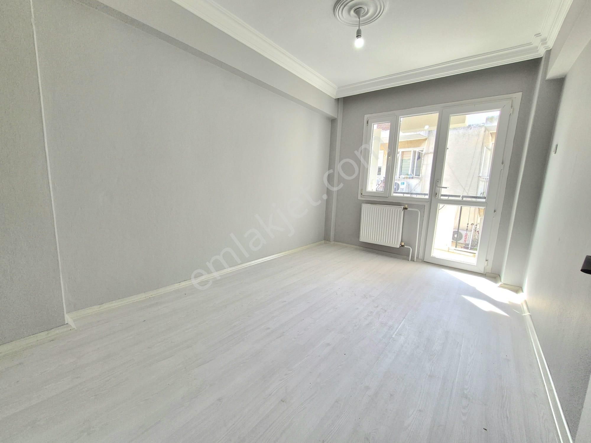 K.yaka Alaybey Merkezde D.gazlı Çift Cephe Köşe Bina 3+1 145m2 - Görsel 10