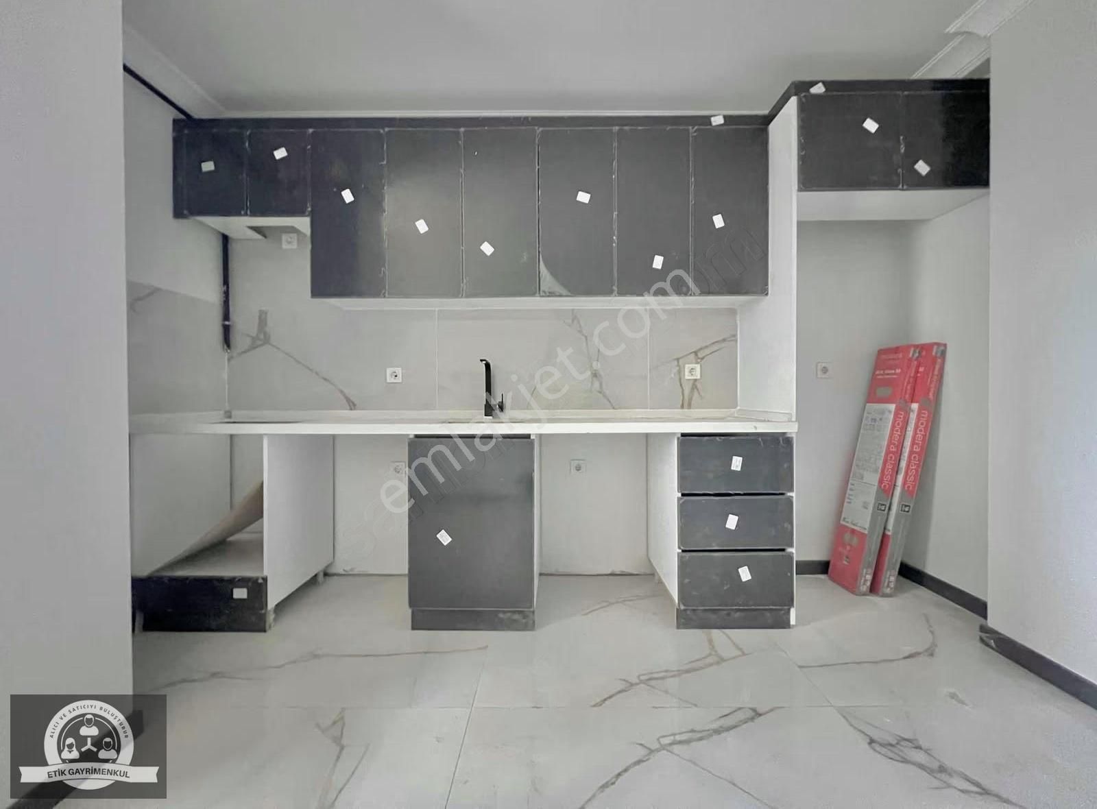 Adilde Eminev/fuzul/katılıma Uygun 4+1 Ters Dubleks Daire - Görsel 13