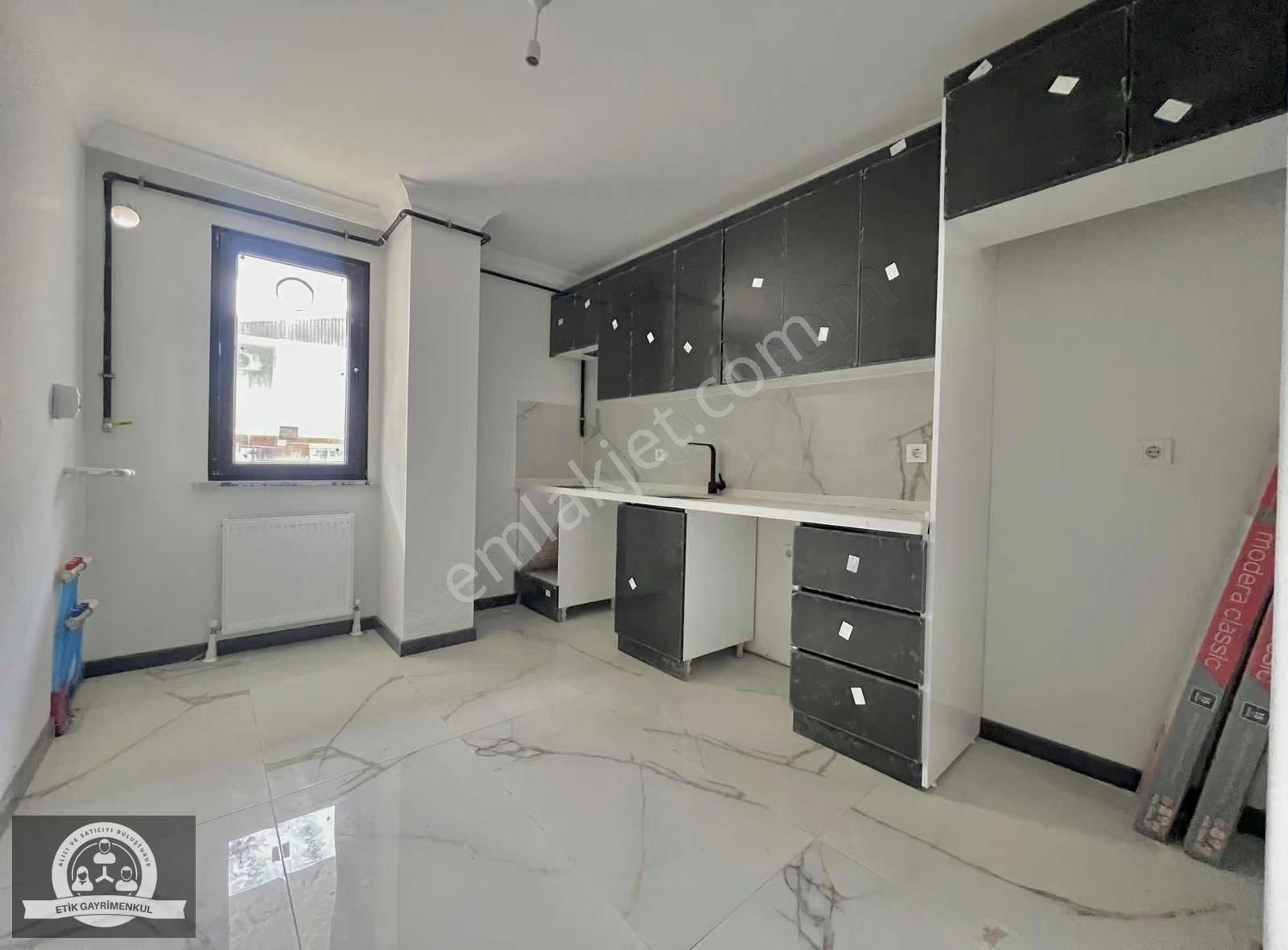 Adilde Eminev/fuzul/katılıma Uygun 4+1 Ters Dubleks Daire - Görsel 14