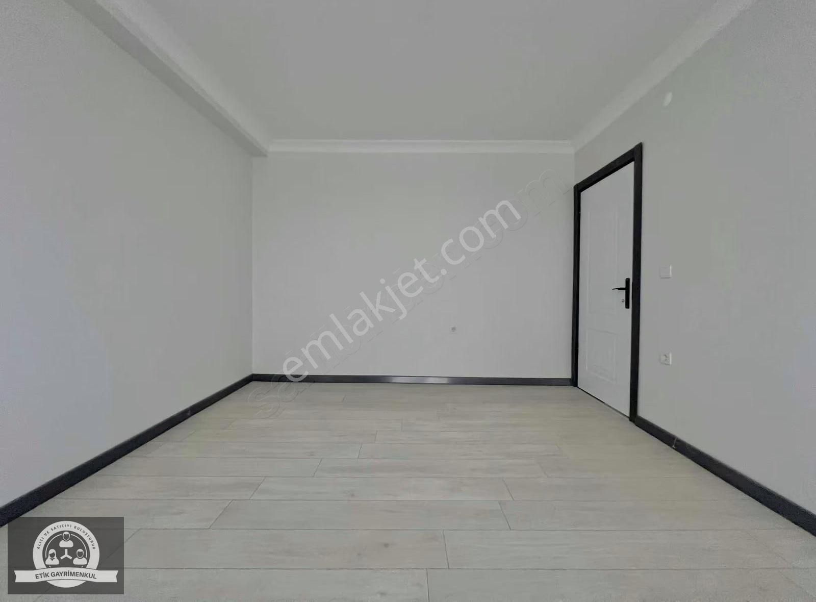 Adilde Eminev/fuzul/katılıma Uygun 4+1 Ters Dubleks Daire - Görsel 33