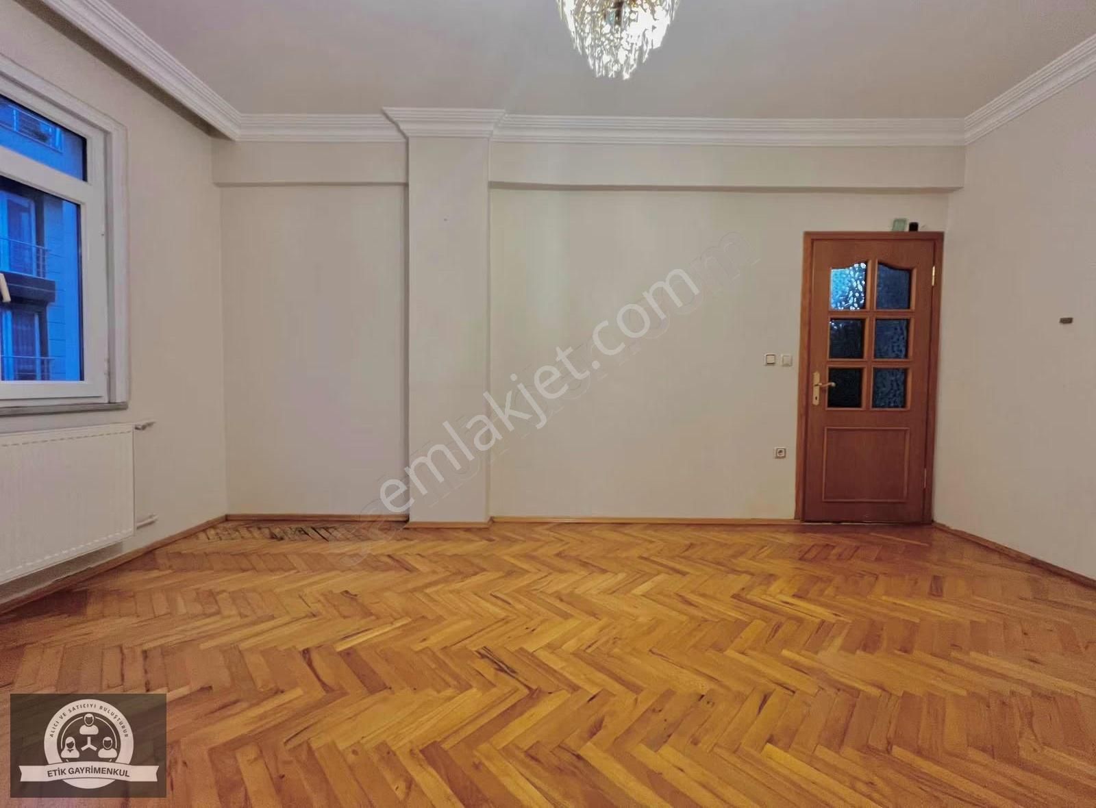 Ümraniye İstiklal Mahallesinde Kiralık 2+1 Arakat Daire - Görsel 11