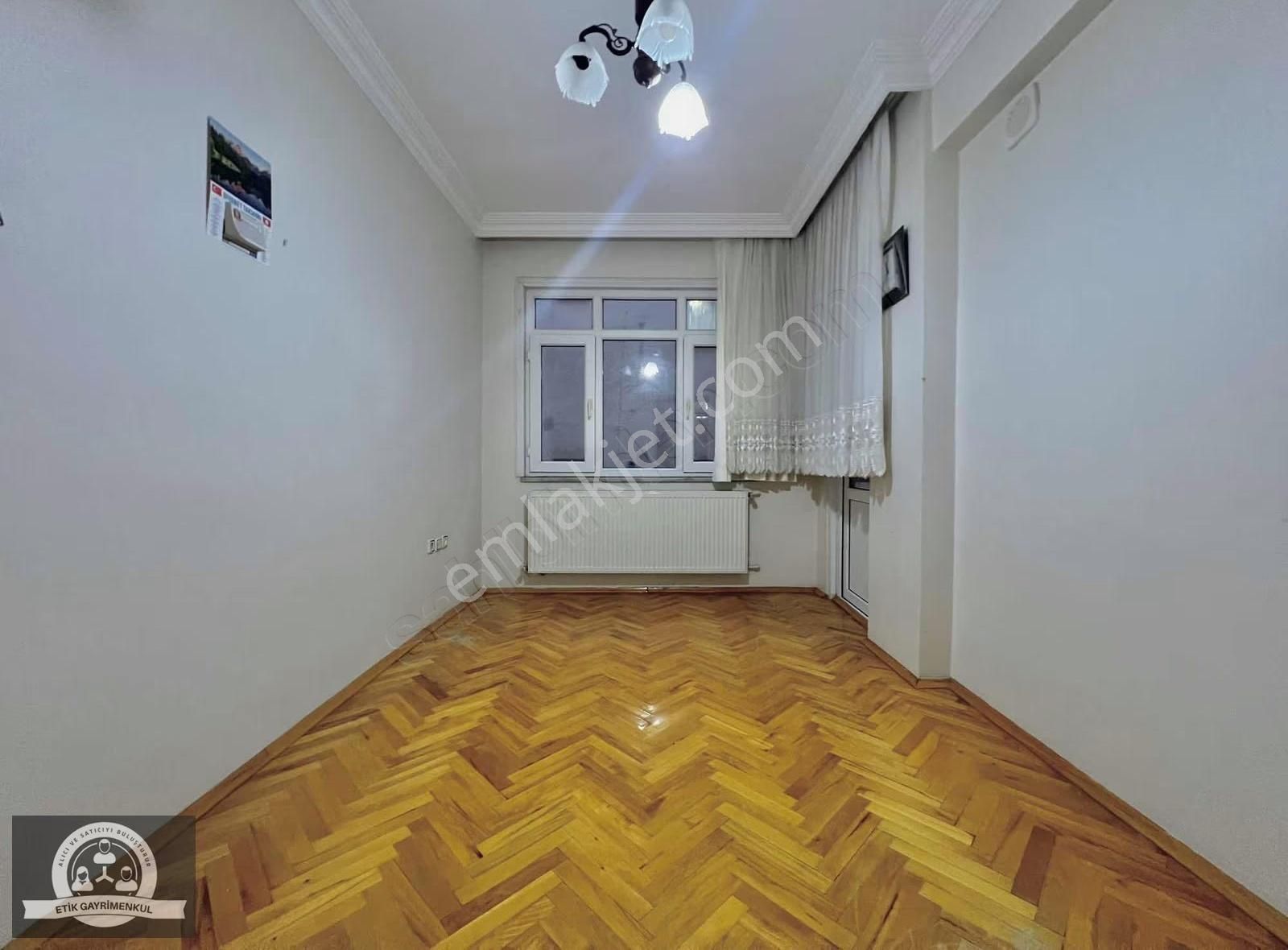 Ümraniye İstiklal Mahallesinde Kiralık 2+1 Arakat Daire - Görsel 28
