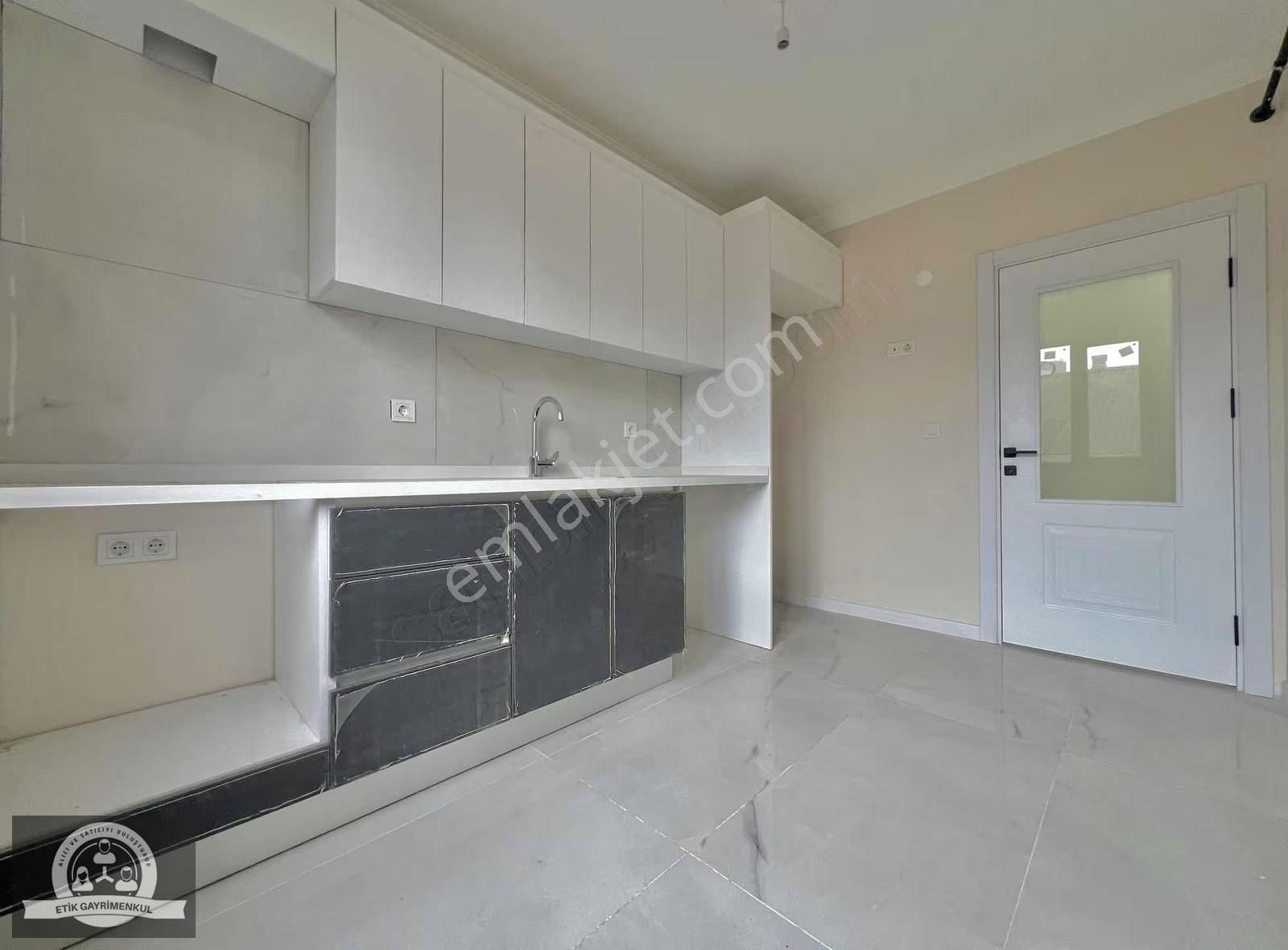 Otoban Bağlantı Yoluna Yakın 2+1 Arakat Daire - Görsel 17