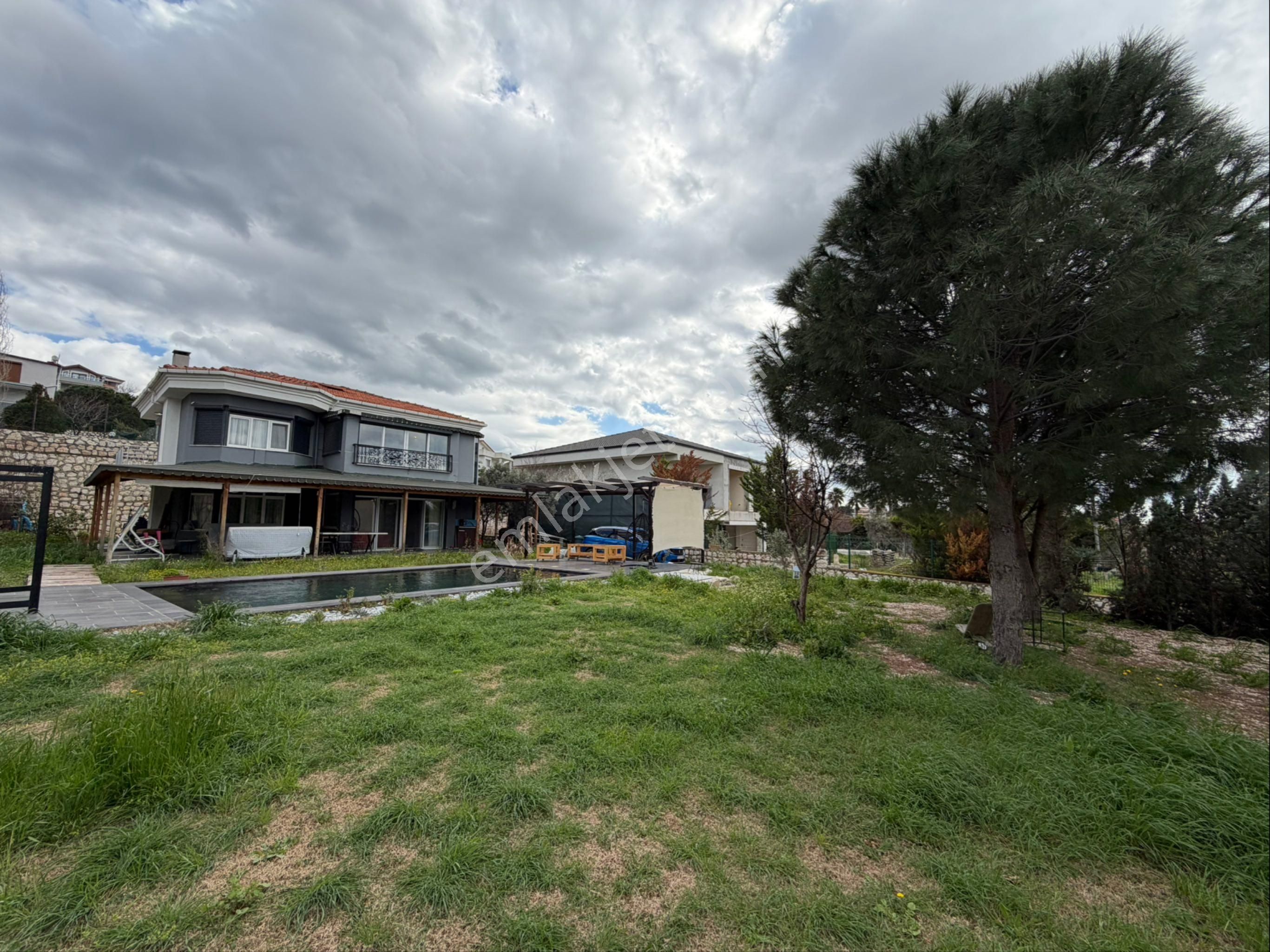 Seferihisar Güzelçiftlik Villalarında Tam Müstakil Havuzlu Villa - Görsel 2