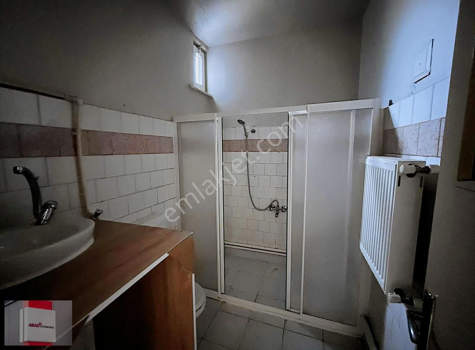 Aras Gyo'dan Binkonutlar Mahallesinde Bakımlı 3+1 Kiralık Daire - Görsel 2