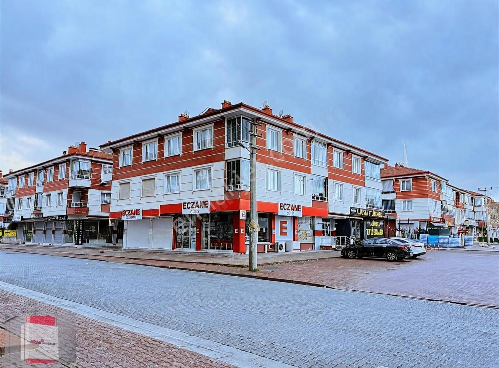 Buhara Mah. Şehrin Gözde Bölgesinde Site İçi 3+1 Satılık Daire