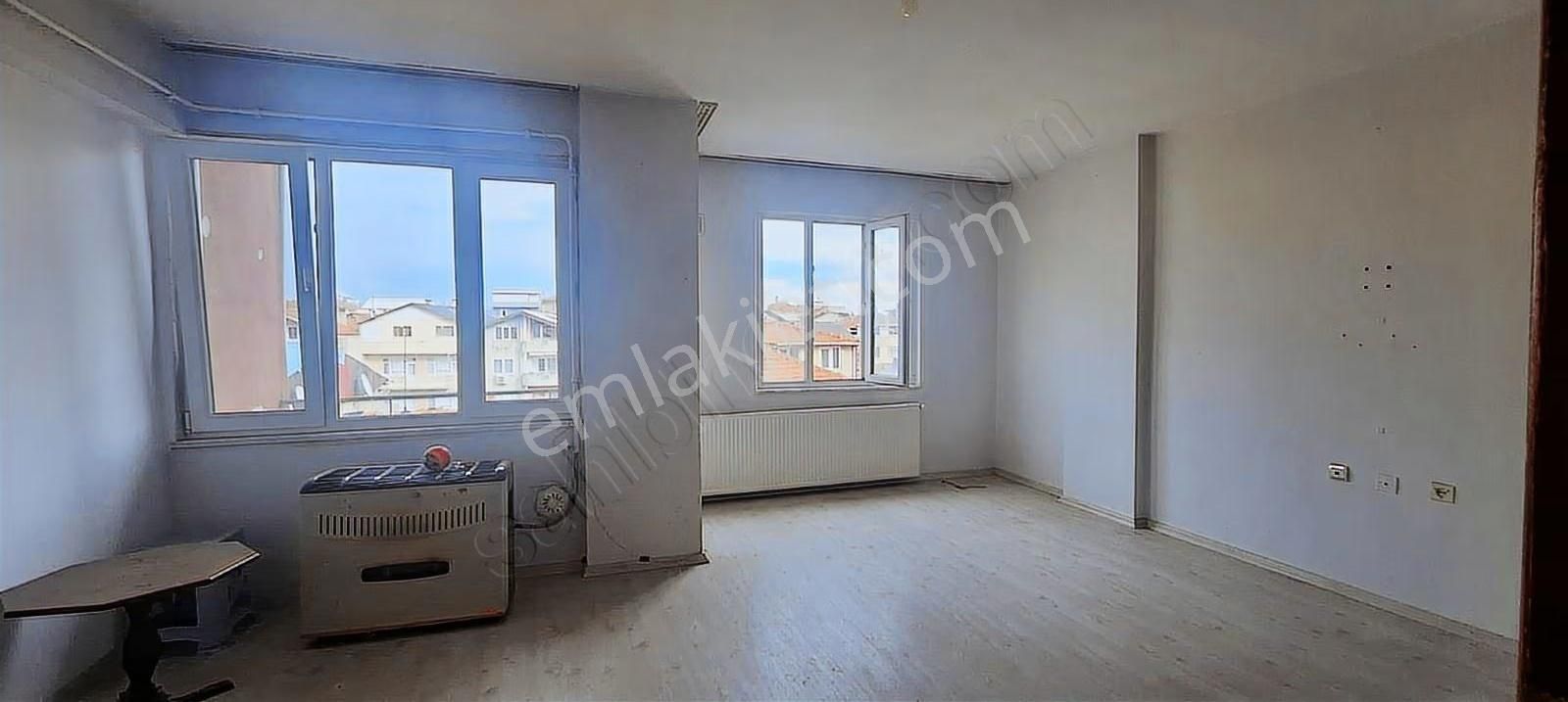 Satılık 3+1 Bekırpaşa Üçyol Kadıköy / İzmit Kocaeli