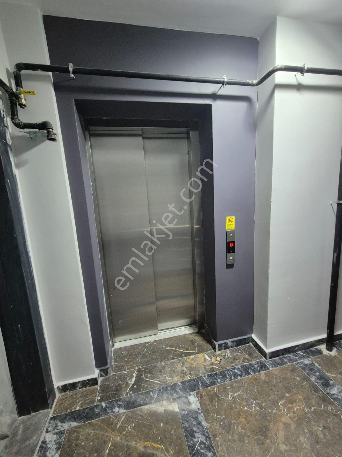 Alaybey’in Merkezi Konumda Otoparklı Satılık Daıre - Görsel 3