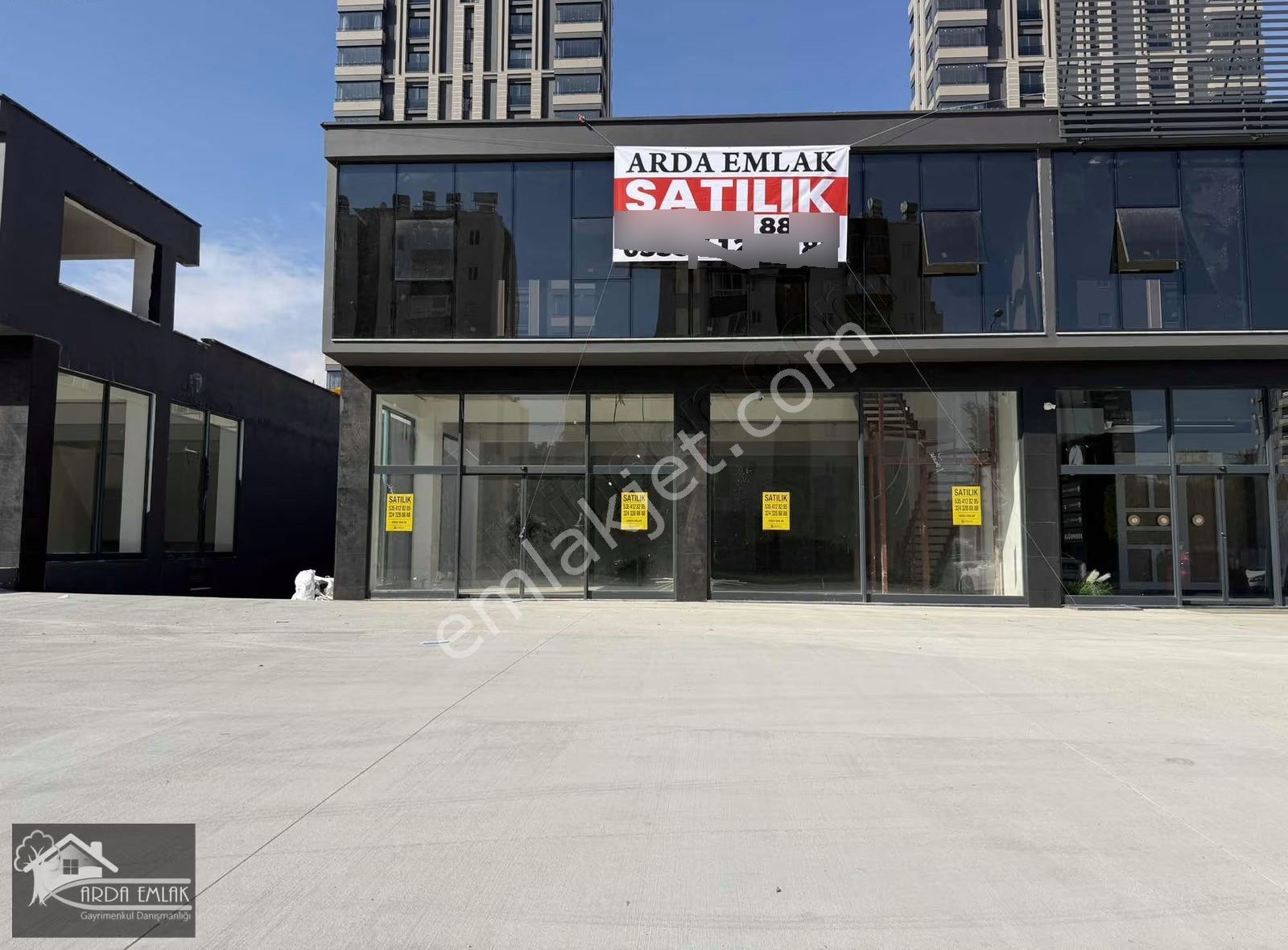 Arda'dan Mersin Yenişehir 2.5 Çevreyolu Üzerinde Satılık Dükkan