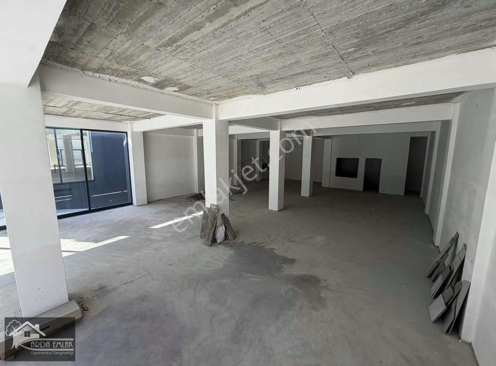 Arda'dan Mersin Yenişehir 2.5 Çevreyolu Üzerinde Satılık Dükkan - Görsel 14