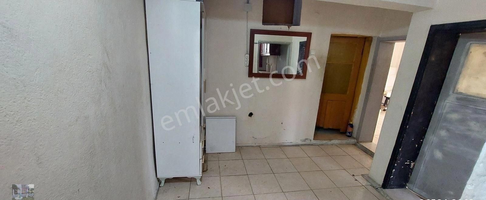 Bayraklı Gümüşpala Aile Hekimliği Altında Kiralık 1+1 Daire Kan - Görsel 3