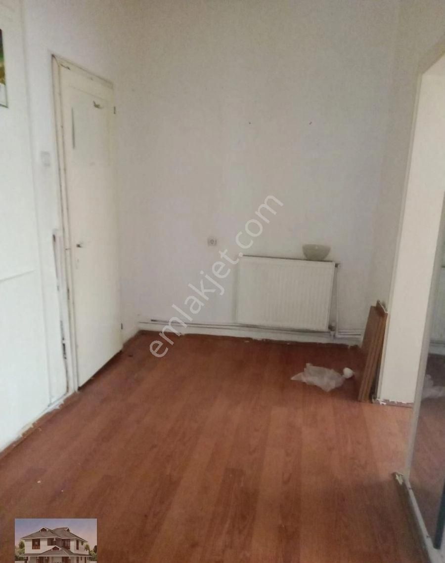 Genç Emlaktan Çağdaş Sokakta 1+1 Kiralık Daire - Görsel 13