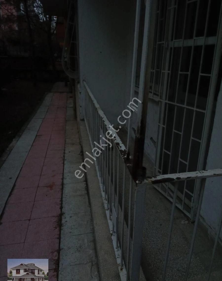 Genç Emlaktan Çağdaş Sokakta 1+1 Kiralık Daire - Görsel 20