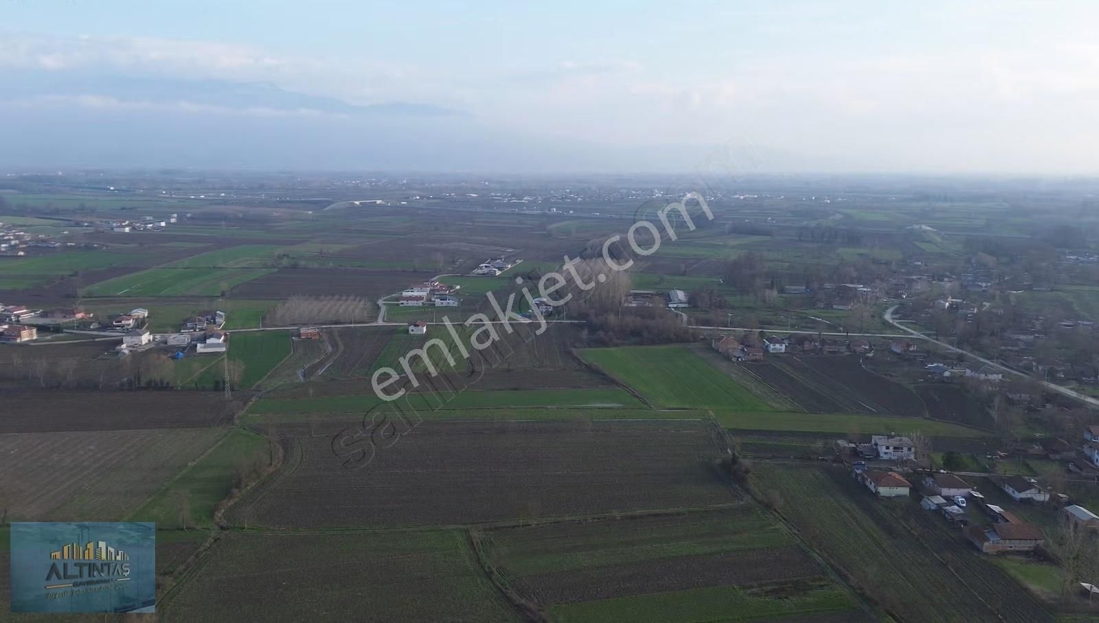 Akyazı Osmanbeyde Satılık İmar Dibi Yatırımlık Arazi ! - Görsel 2