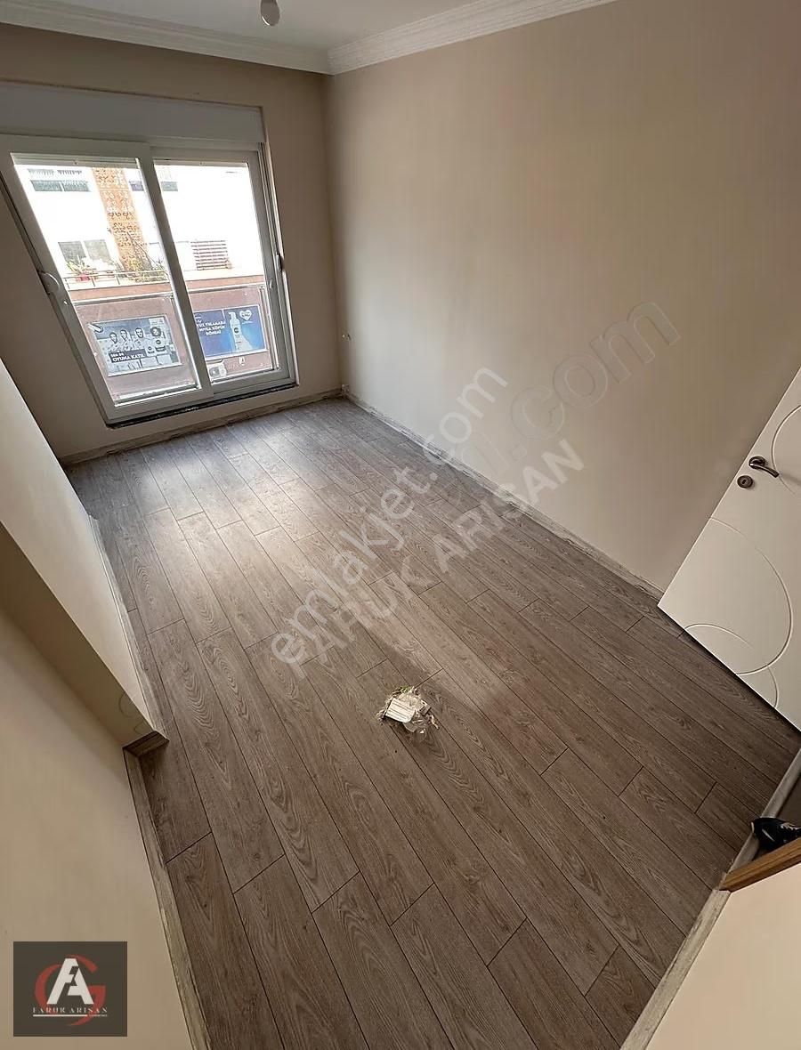 Faruk Arısan'dan Merkezi Konumda Ayrı Mutfak Ebeveyn Banyolu 3+1 - Görsel 20