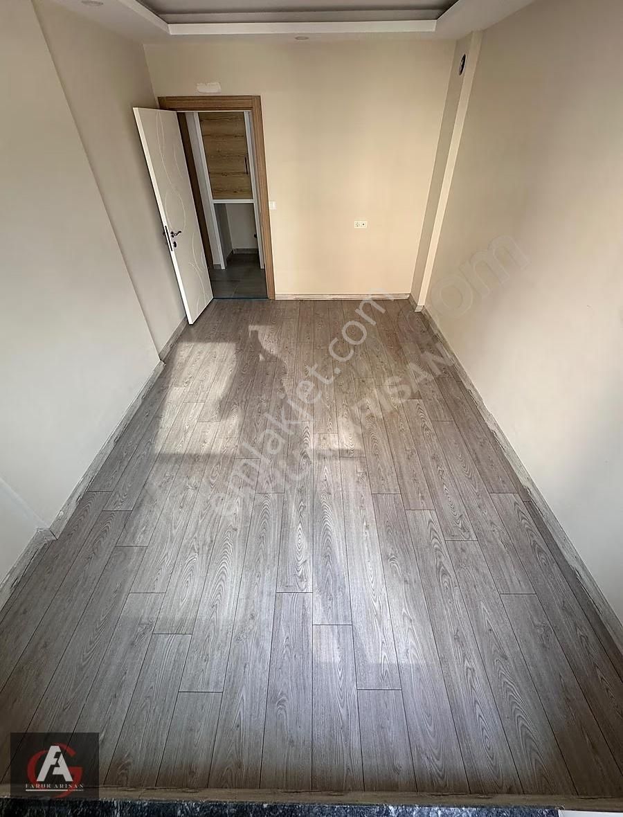 Faruk Arısan'dan Merkezi Konumda Ayrı Mutfak Ebeveyn Banyolu 3+1 - Görsel 19