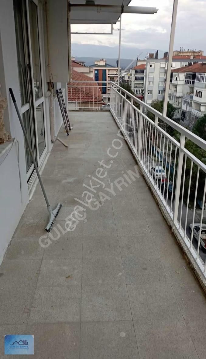 Güleç Gayrimenkul Gaziemir Kiralık Daire - Görsel 18