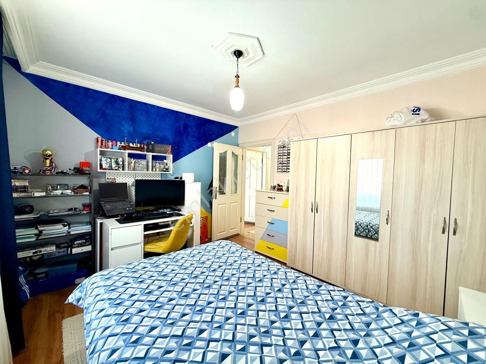 Esenevler'de Deniz Manzaralı Masrafsız 5+1 Dubleks Daire - Görsel 27