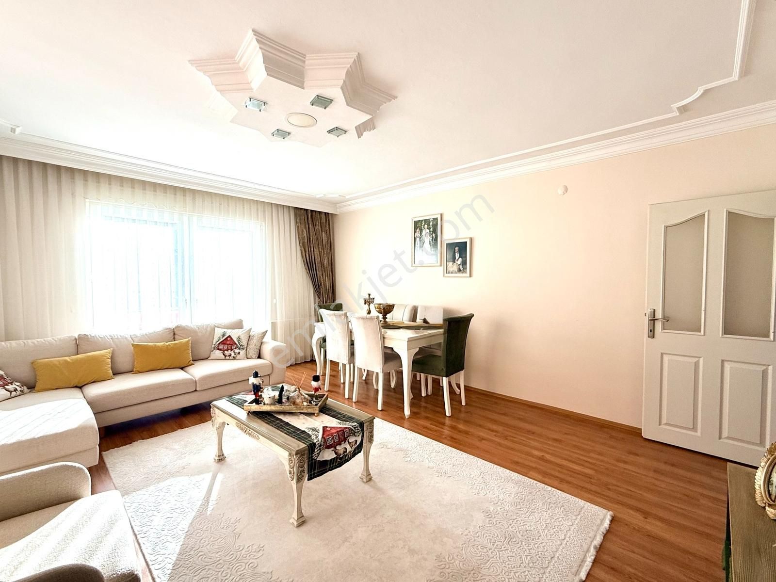 Esenevler'de Deniz Manzaralı Masrafsız 5+1 Dubleks Daire - Görsel 22