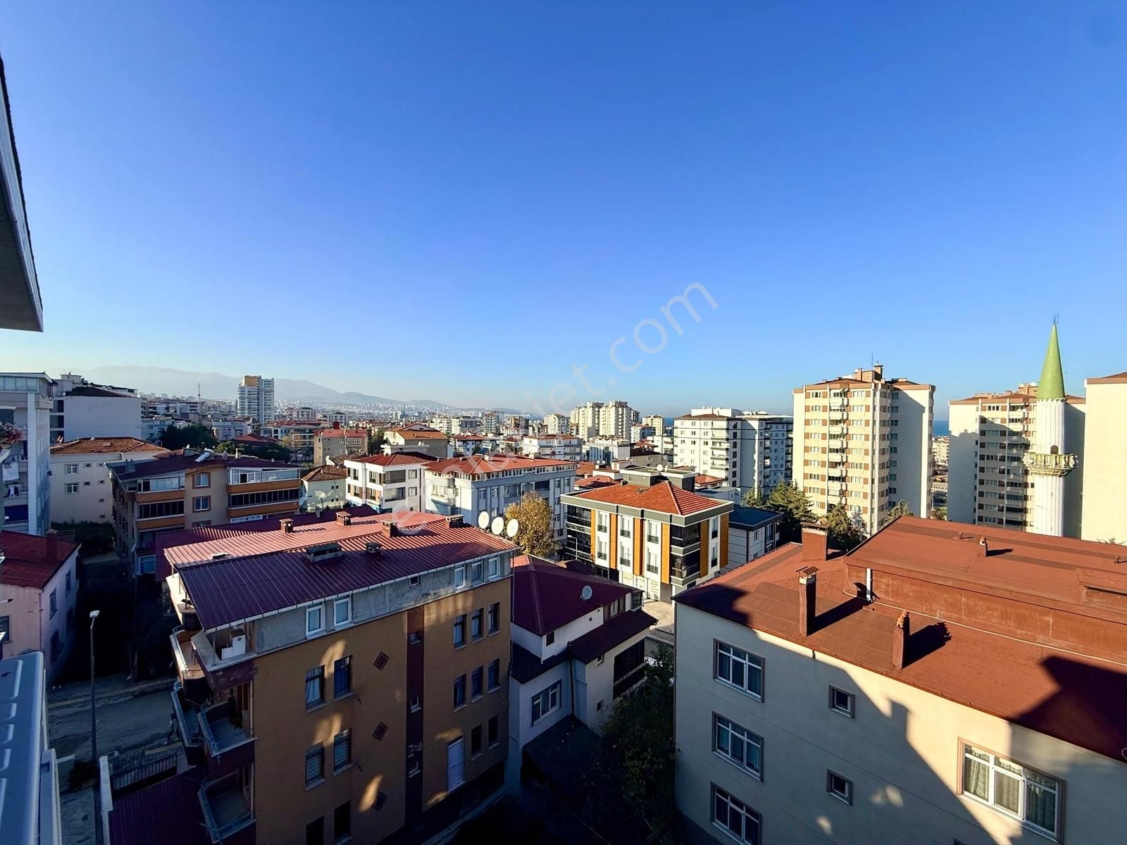 Esenevler'de Deniz Manzaralı Masrafsız 5+1 Dubleks Daire - Görsel 17