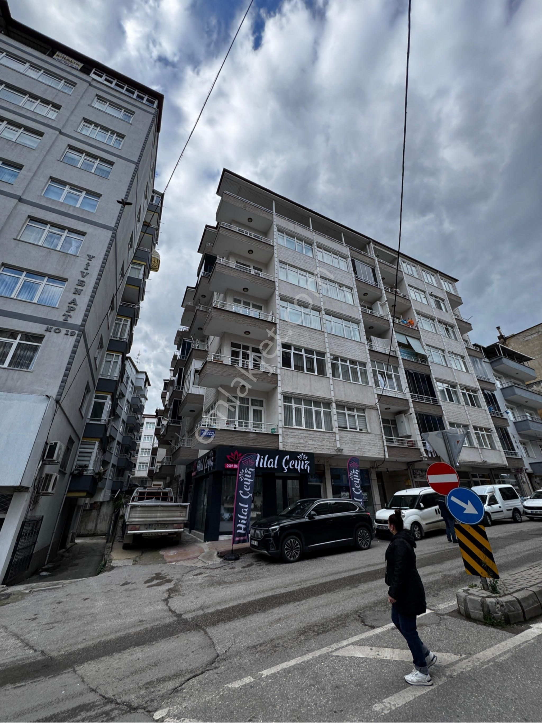 Genclik Parkında Full Yapılı Satılık Daire - Görsel 21