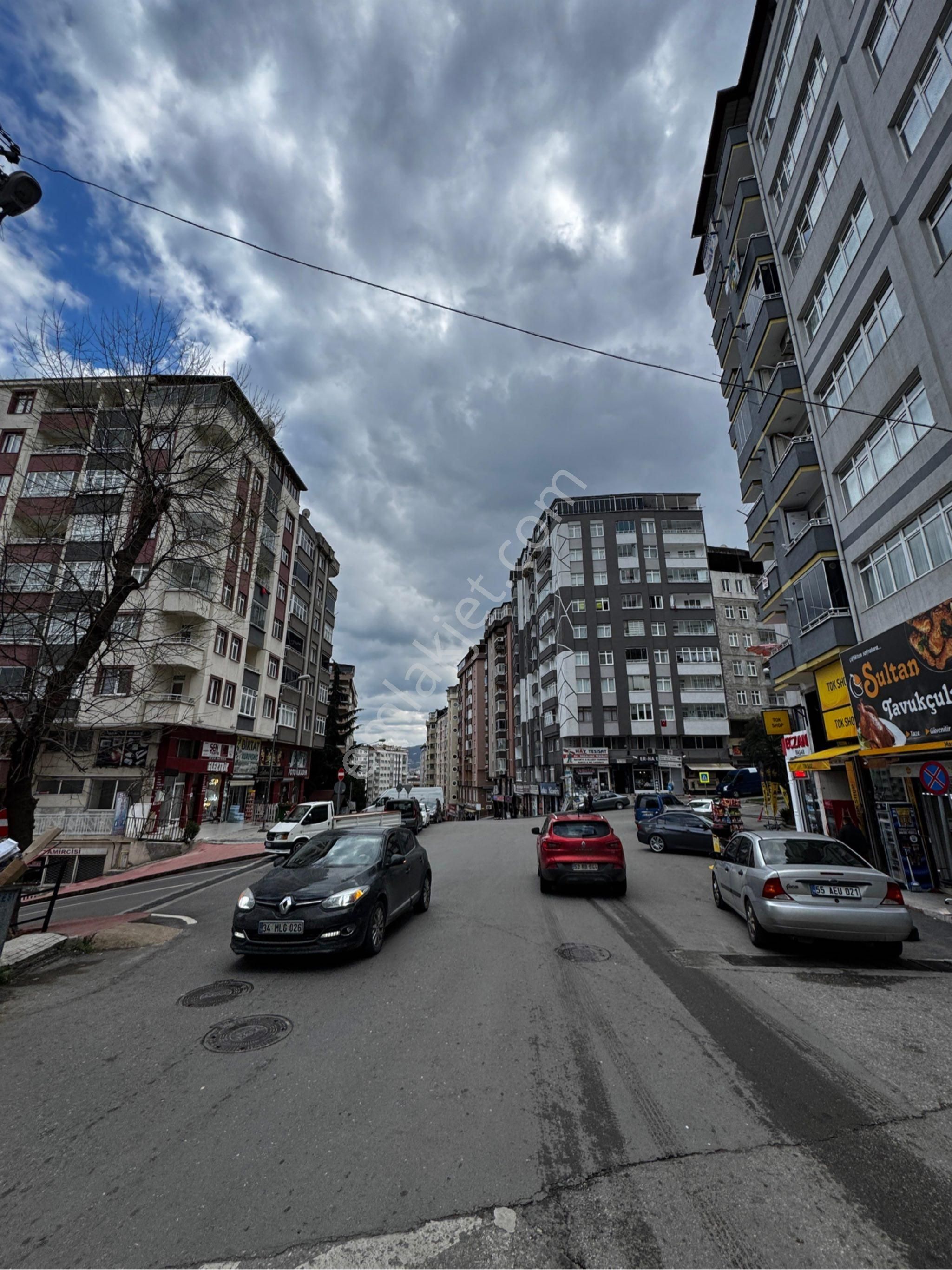 Genclik Parkında Full Yapılı Satılık Daire - Görsel 6