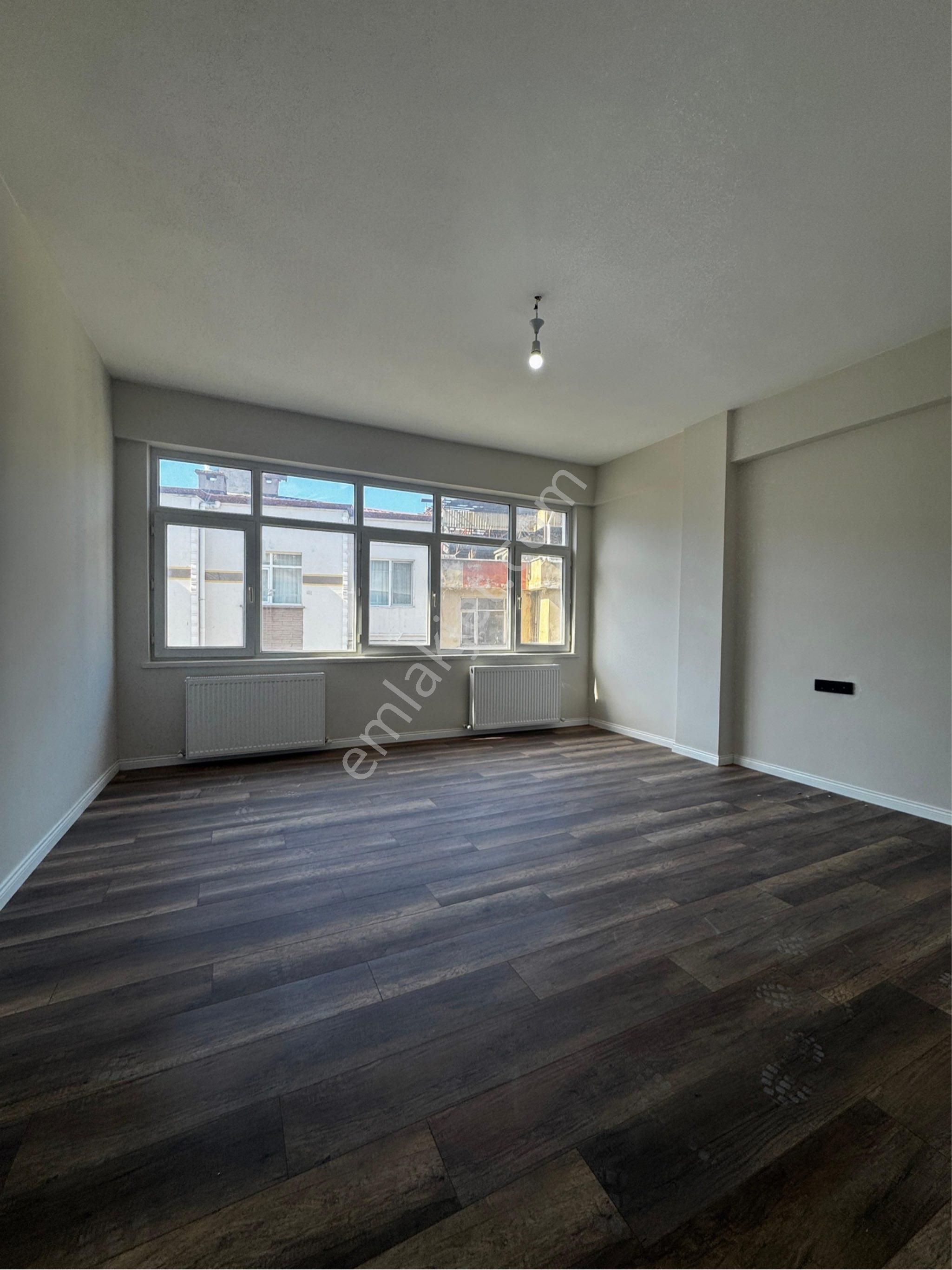 Genclik Parkında Full Yapılı Satılık Daire - Görsel 15