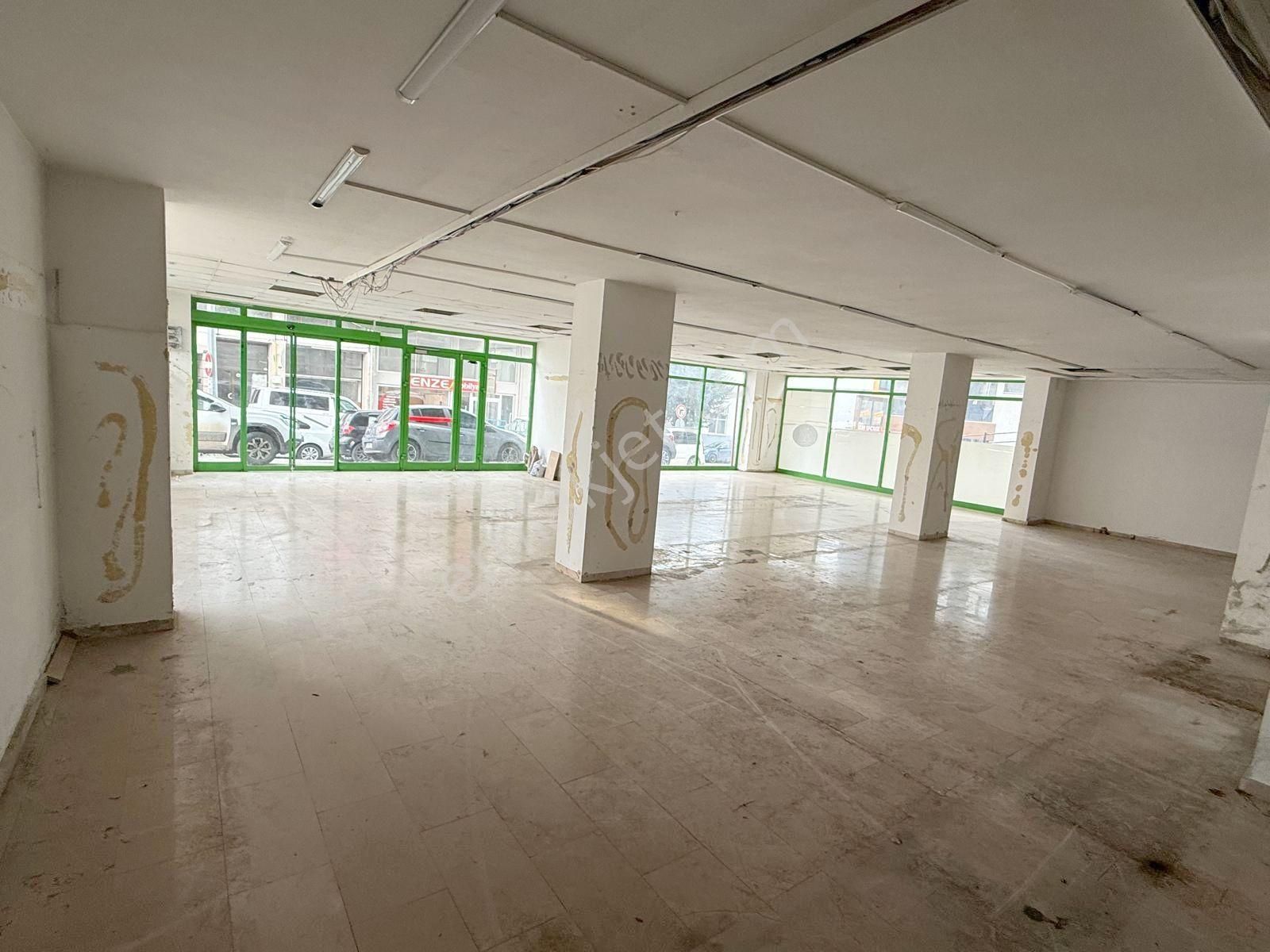 Abdi Bostan Gayrimenkul'den Akçaabat Çolaklı'da Kiralık 428 M2 Dükkan - Görsel 11