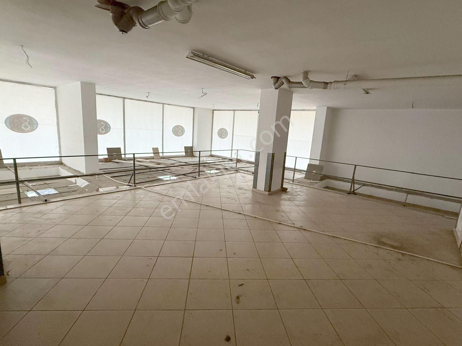 Abdi Bostan Gayrimenkul'den Akçaabat Çolaklı'da Kiralık 428 M2 Dükkan - Görsel 13