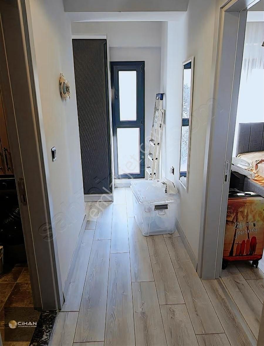 Kuşadası Kuştur Plajına Yürüme Mesafeli Kısmı Eşyalı 2+1 Darie - Görsel 6