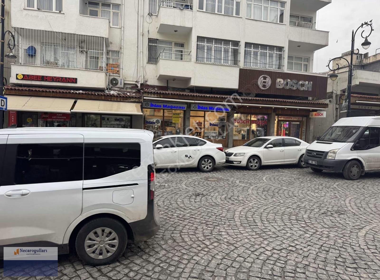 Necaroğullarından Melik Ahmet Caddesi Üzeri - Görsel 3